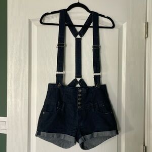 Hot Kiss Women’s overalls. Size 7.